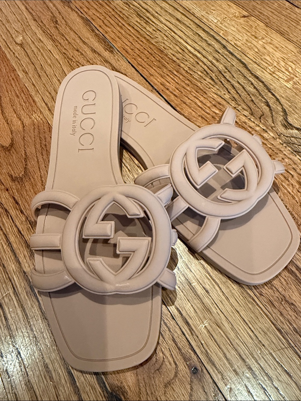 Gucci Women’s nude interlocking GG Slide Sandals